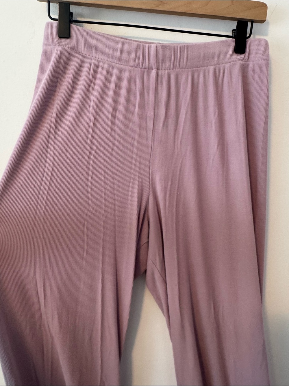 SKIMS Wide Leg Pants in Dusty Rose - Picture 3 of 5
